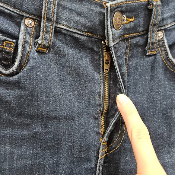 Free People Low Rise Distressed Ripped Skinny Blue Denim Busted Jeans Size 26 - Picture 6 of 12